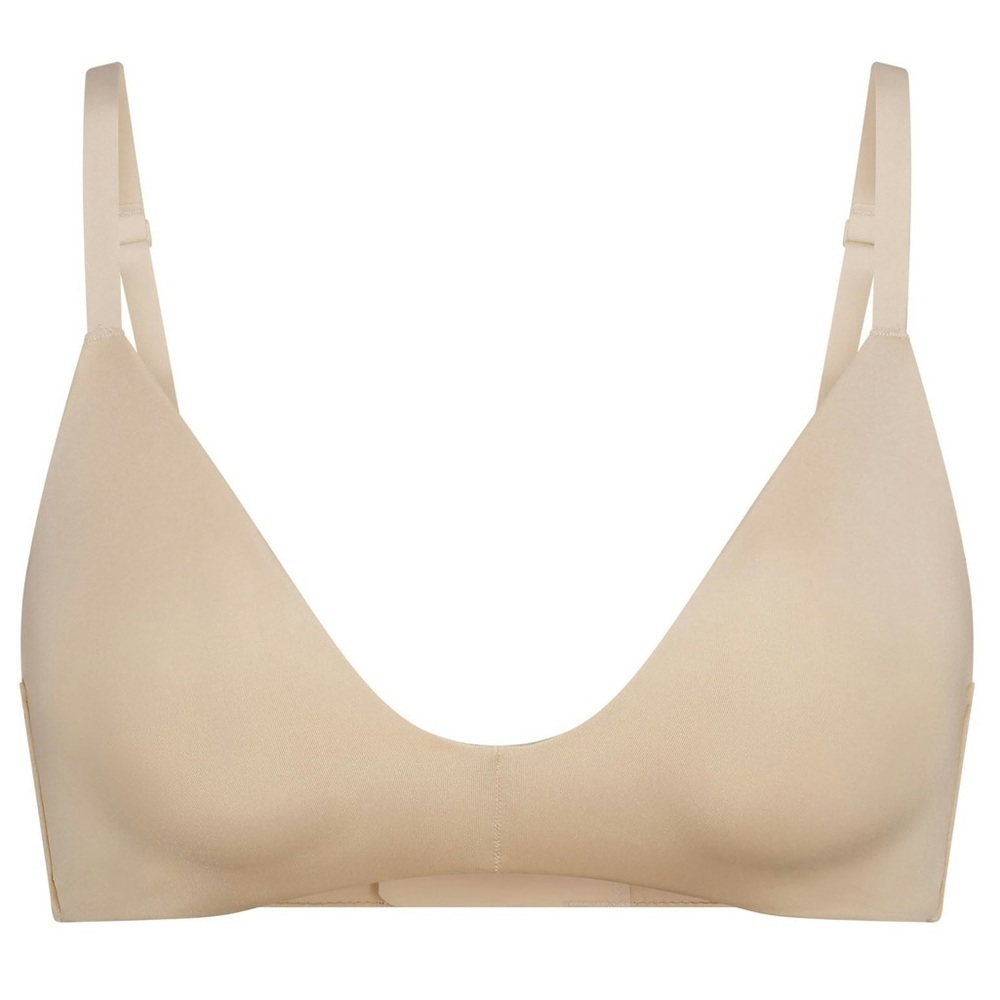 SKIMS Wireless Form T-Shirt Demi Bra | Color: Sand | NEW/NWT!!🤎🩷🤎